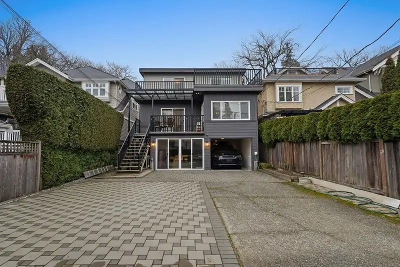 3264 W 38TH AVENUE - photo 2 of 14