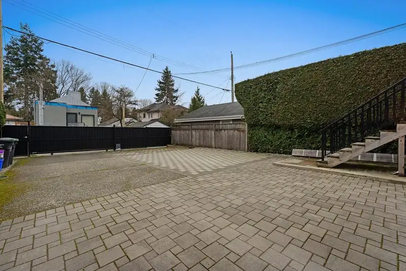 3264 W 38TH AVENUE - photo 3 of 14