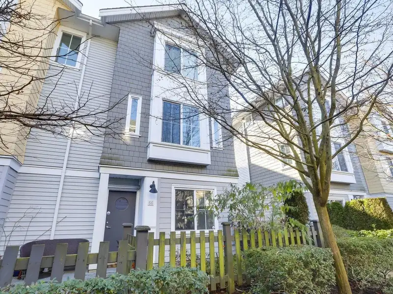66 5550 ADMIRAL WAY - photo 2 of 30