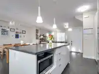 66 5550 ADMIRAL WAY - thumbnail 16