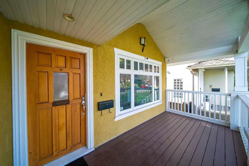 2862 W 22ND AVENUE - photo 3 of 14