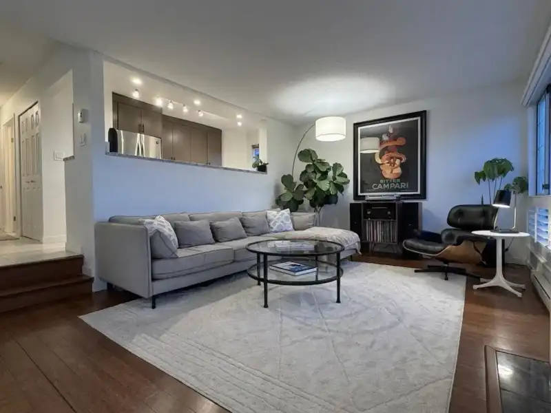202 2440 HAYWOOD AVENUE - photo 1 of 22
