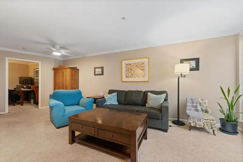 220 5800 ANDREWS ROAD - photo 4 of 37