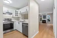 203 1190 EASTWOOD STREET - thumbnail 5