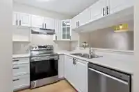 203 1190 EASTWOOD STREET - thumbnail 8