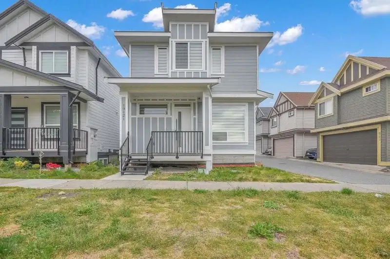 19121 67 AVENUE - photo 1 of 27