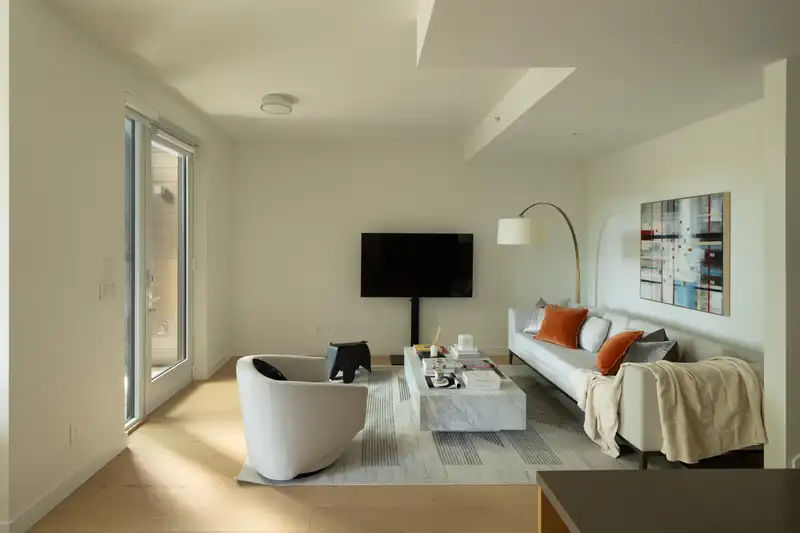 1577 W 57TH AVENUE - photo 2 of 40