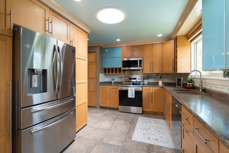 26838 32 AVENUE - photo 3 of 40