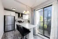 3132 LONSDALE AVENUE - thumbnail 6