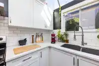 3132 LONSDALE AVENUE - thumbnail 8