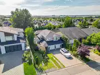 1641 53A STREET - thumbnail 5