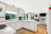 1641 53A STREET - thumbnail 8