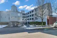 208 2020 E KENT AVENUE SOUTH - thumbnail 1
