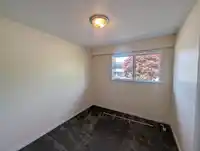 2114 LYNDEN STREET - thumbnail 11