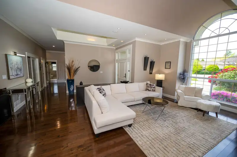 2750 165 STREET - photo 3 of 40