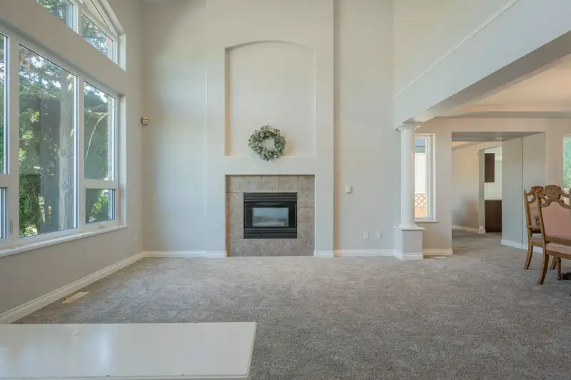 22112 45TH AVENUE - photo 3 of 38