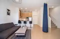 5423 LOUGHEED HIGHWAY - thumbnail 5