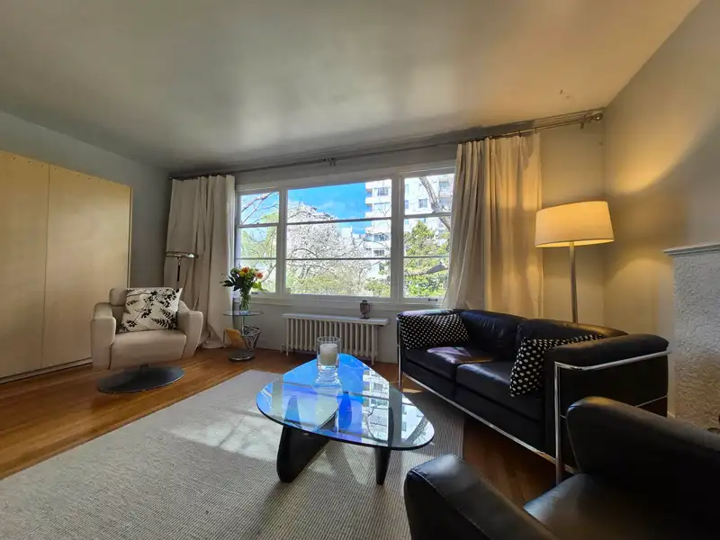 303 1565 BURNABY STREET - photo 1 of 26