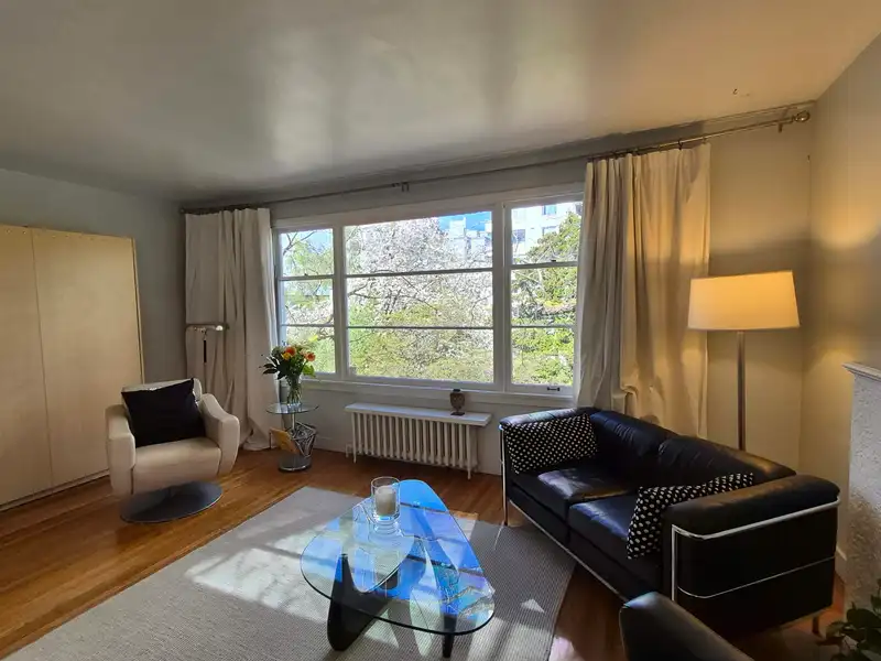 303 1565 BURNABY STREET - photo 3 of 26