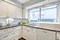 2266 ALDER STREET - thumbnail 23