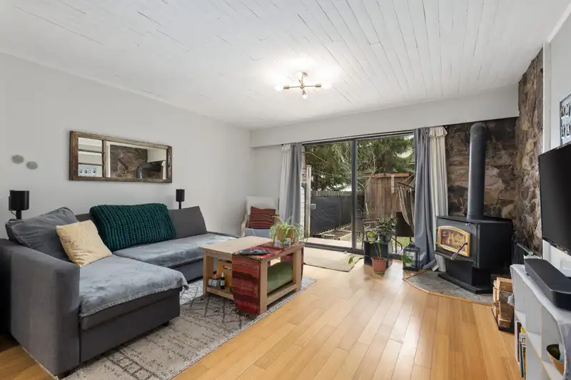 13 1470 LAUREL STREET - photo 2 of 34