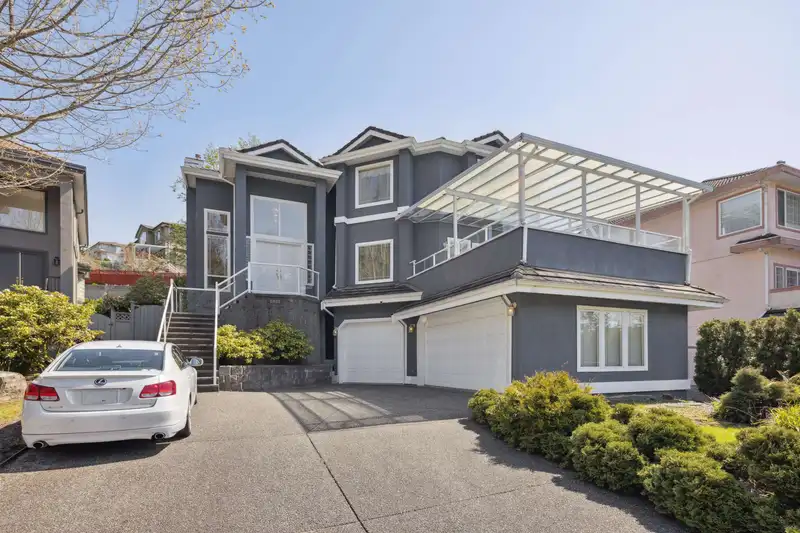 2525 SAPPHIRE PLACE - photo 1 of 40