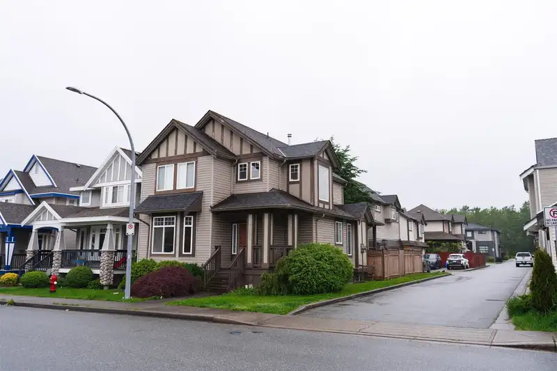 7181 199A STREET - photo 1 of 30