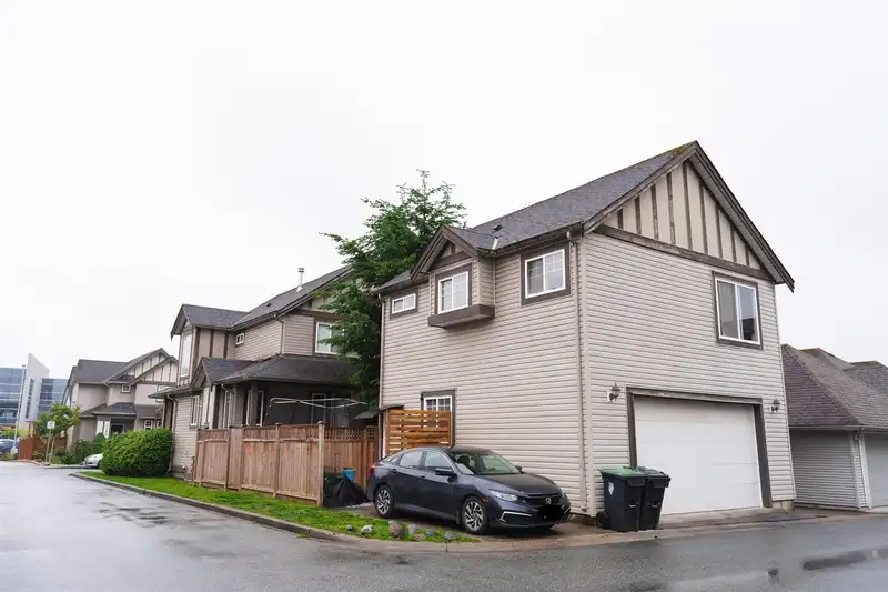 7181 199A STREET - photo 2 of 30