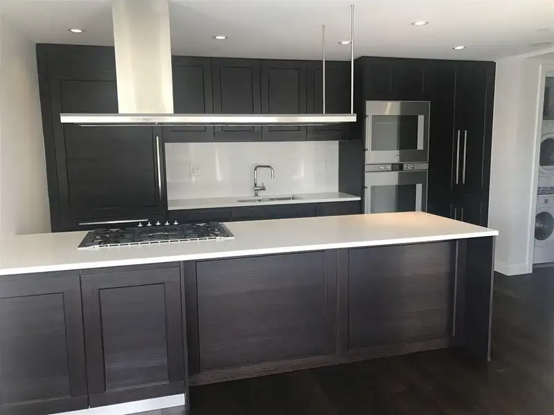 1907 3355 BINNING ROAD - photo 3 of 23