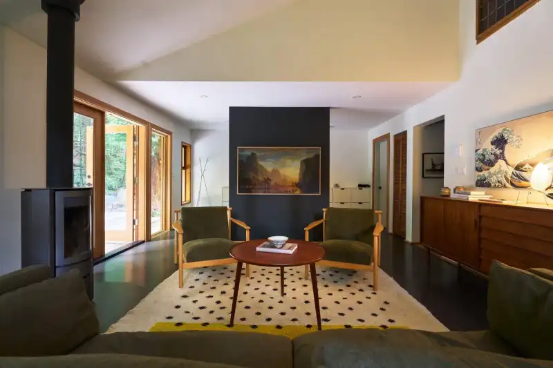 4759 MOUNTAIN HIGHWAY - photo 1 of 40