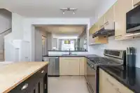 32 9133 SILLS AVENUE - thumbnail 6