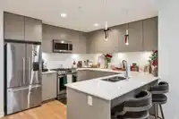 610 8380 200A STREET - thumbnail 8