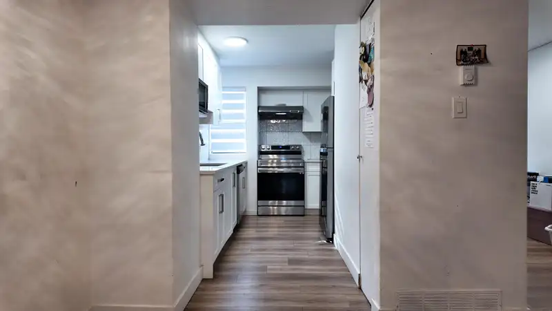 89 13776 CENTRAL AVENUE - photo 3 of 34
