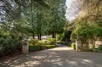 888 PYRFORD ROAD - thumbnail 3