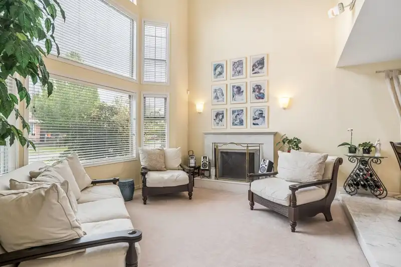 2828 W 23RD AVENUE - photo 4 of 27