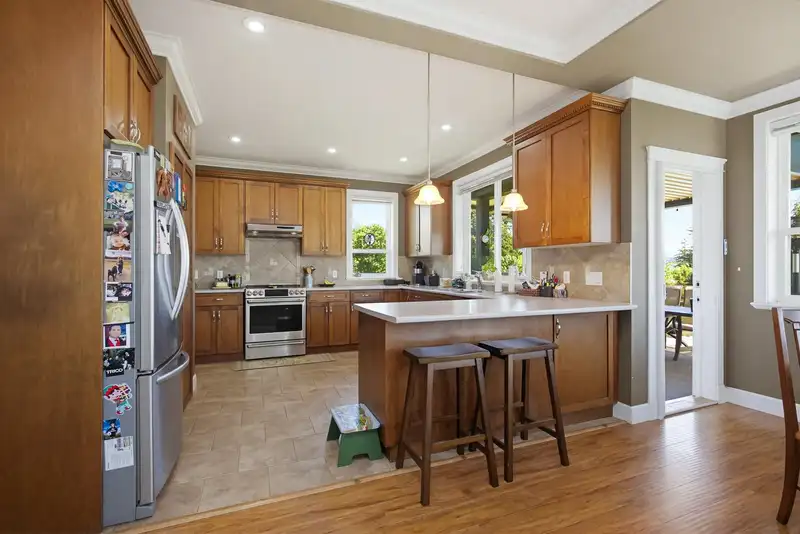 30420 DEWDNEY TRUNK ROAD - photo 4 of 40