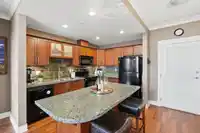 421 5430 201 STREET - thumbnail 10