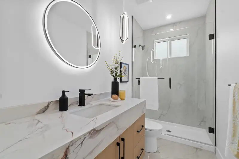 20993 83 AVENUE - photo 3 of 28