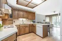 4 5051 203 STREET - thumbnail 11