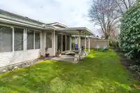 4 5051 203 STREET - thumbnail 32