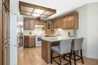 4 5051 203 STREET - thumbnail 10