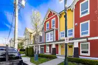 4762 48B STREET - thumbnail 1