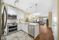 515 8526 202B STREET - thumbnail 4