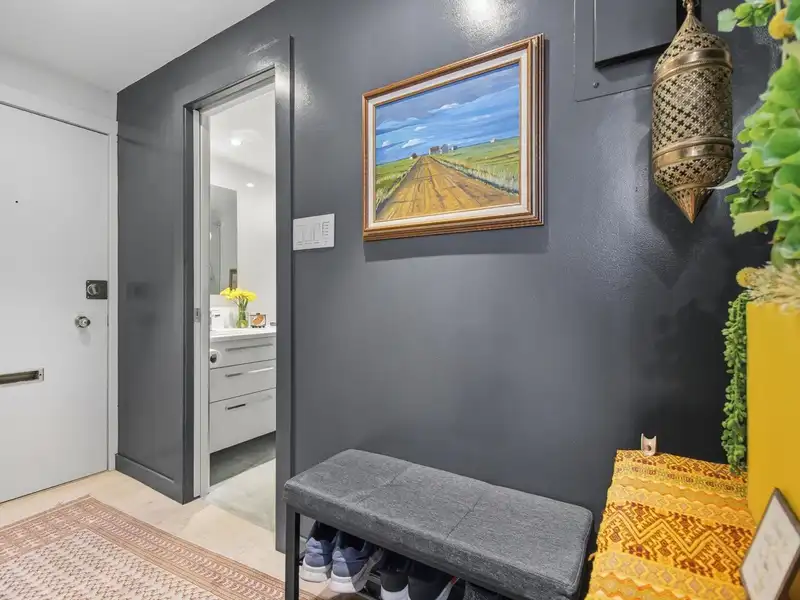 1203 1850 COMOX STREET - photo 4 of 33