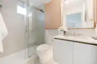 208 918 W 32ND STREET - thumbnail 23