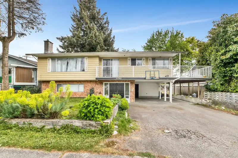11582 84A AVENUE - photo 1 of 26