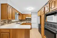 11582 84A AVENUE - thumbnail 10