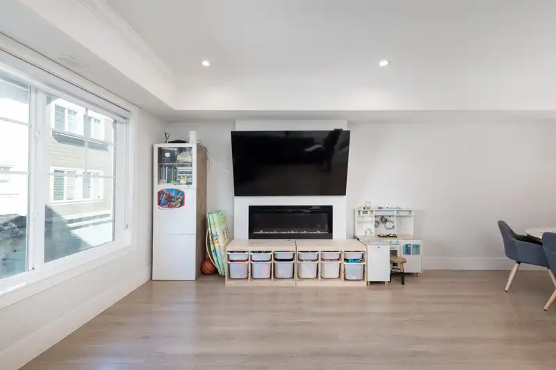 9 9211 MCKIM WAY - photo 3 of 33