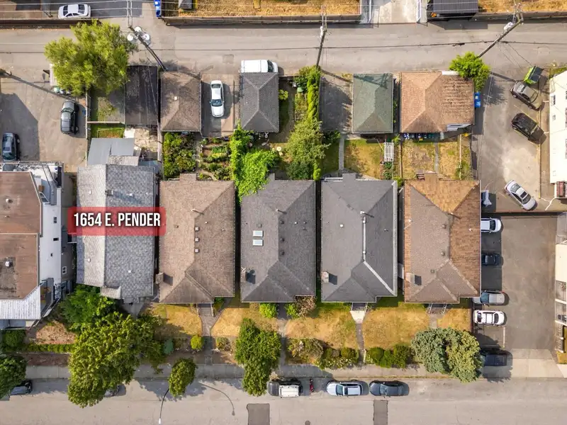 1654 E EAST PENDER STREET - photo 2 of 3