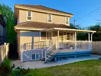 195 W 46TH AVENUE - thumbnail 2